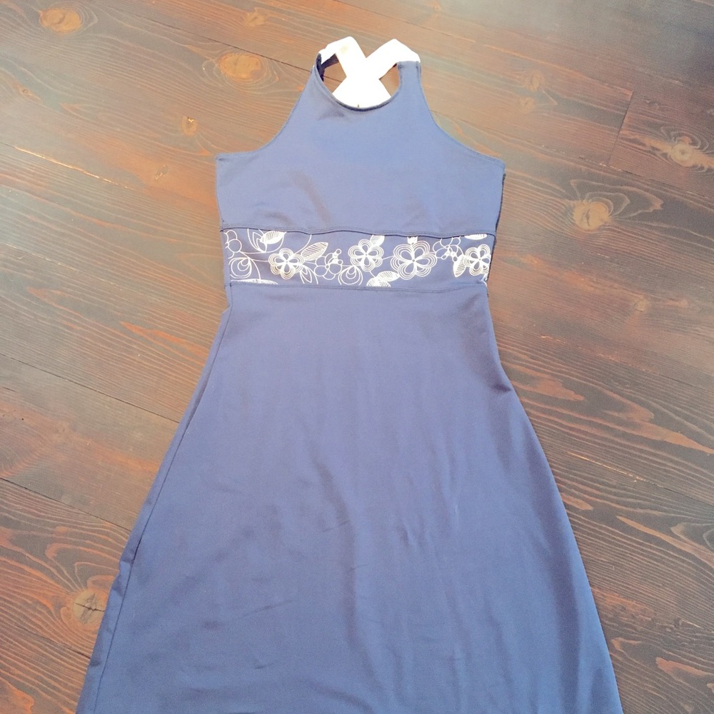 Lolë Summer dress